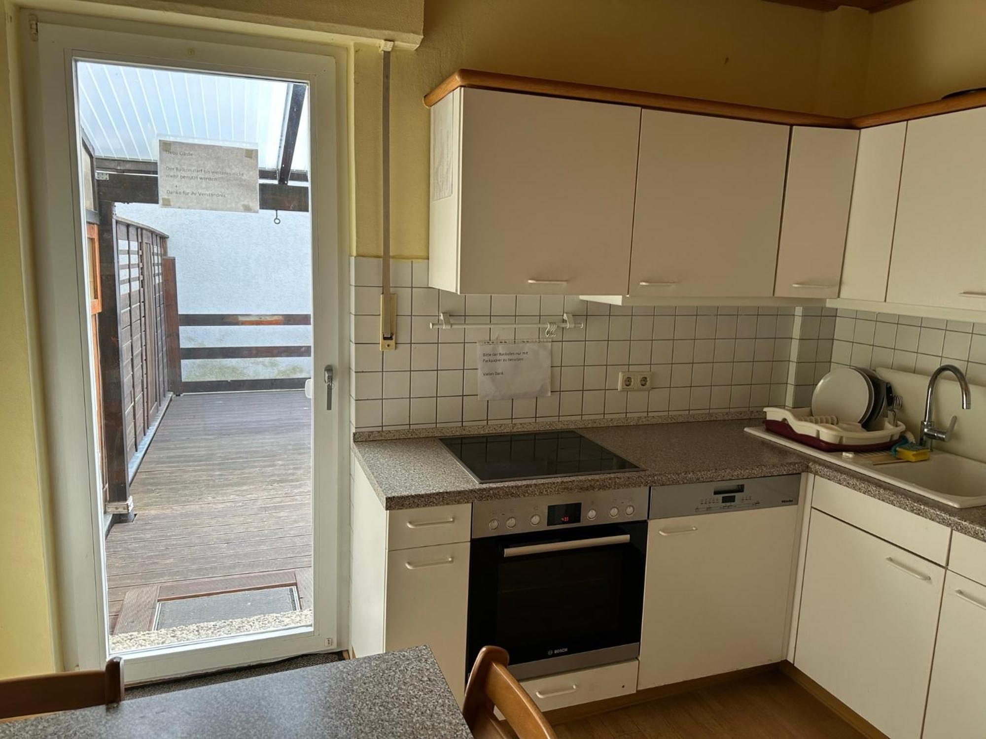Hotel Zum Grafen Hallermunt Springe Bagian luar foto